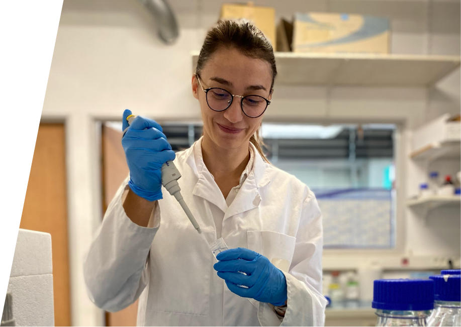 Manon Galoppin en labo